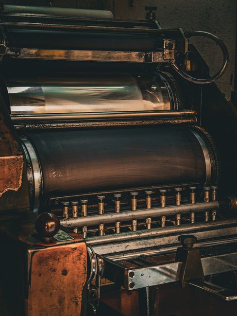 commercial-printing-shop Printing Strategy: When to Use Offset and When to Use Digital